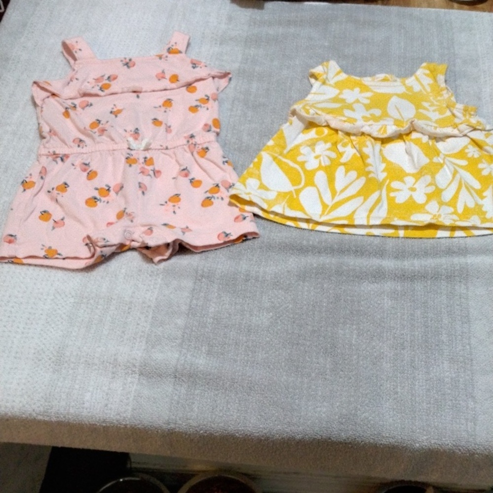 2 summer dresses 9 mo